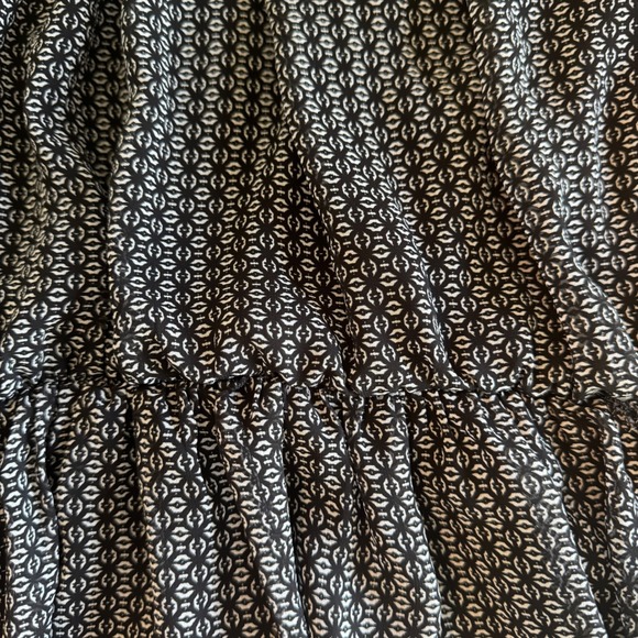 iZ Byer Women's Sleeveless Black & White Geo Print Dress Size Large - Picture 2 of 6